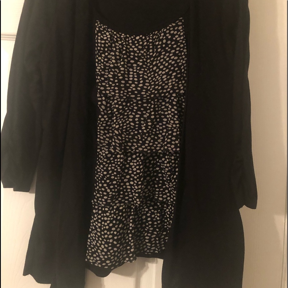 Black and White Top L